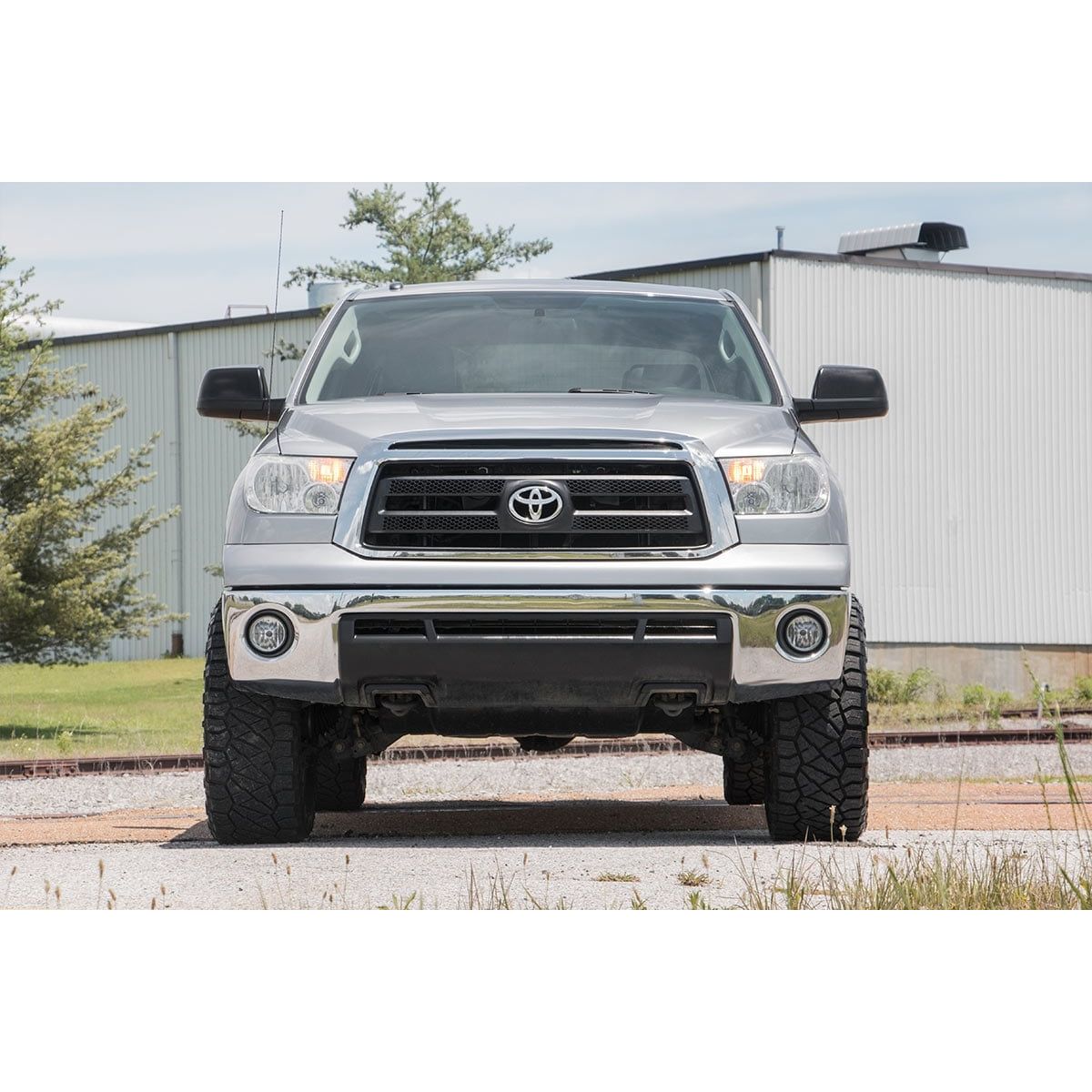 ROUGH COUNTRY 3.5 Inch Lift Kit | Toyota Tundra 2WD/4WD (2007-2021) | 76830RED