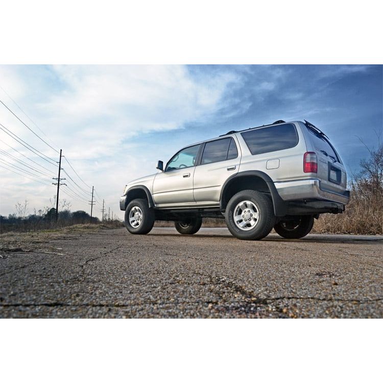 ROUGH COUNTRY 3 Inch Lift Kit | Toyota 4Runner 2WD/4WD (1996-2002) | 77130