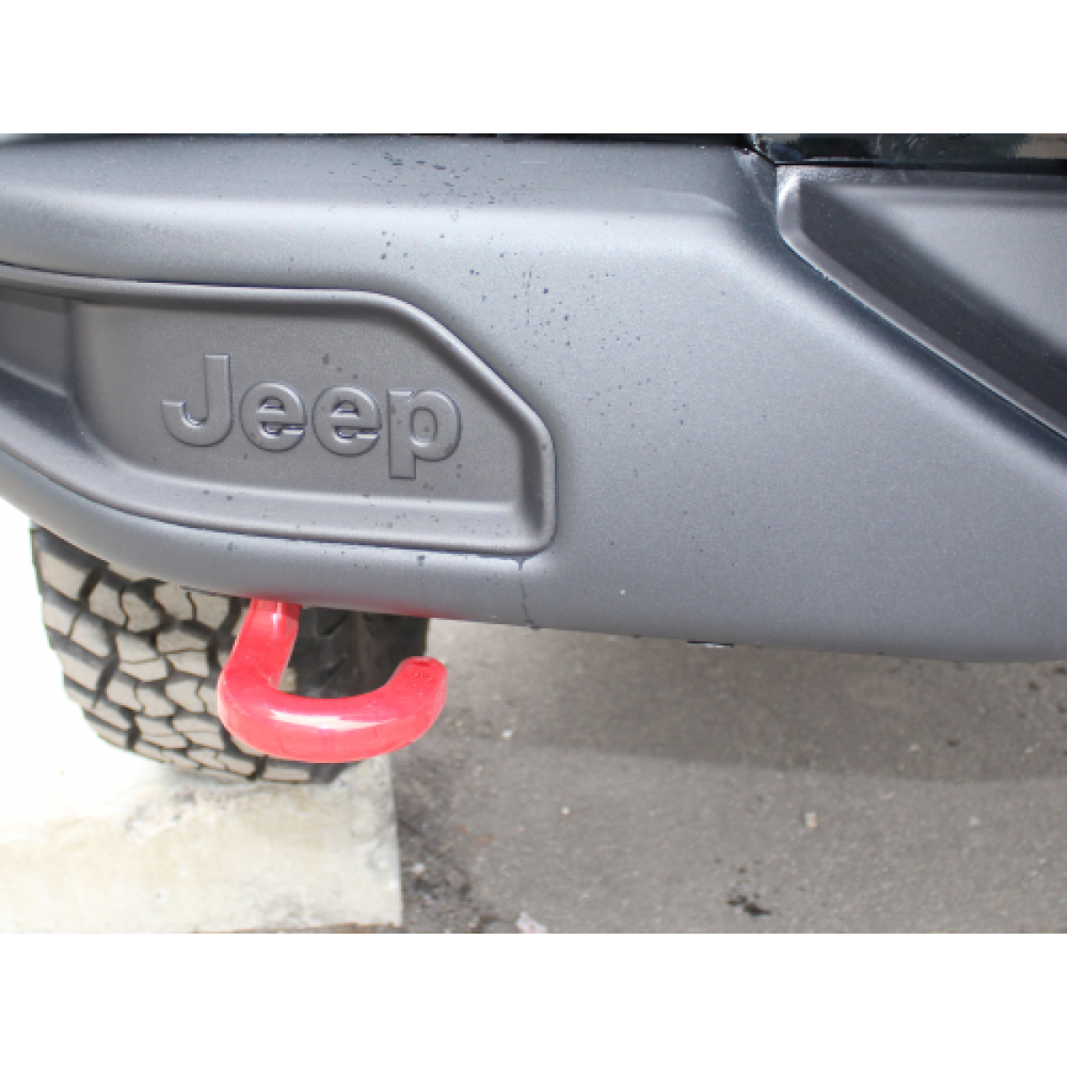 Genuine Mopar Tow Hook Rear Red Combo for 2007-2018 JK 10AREARHOOKKIT