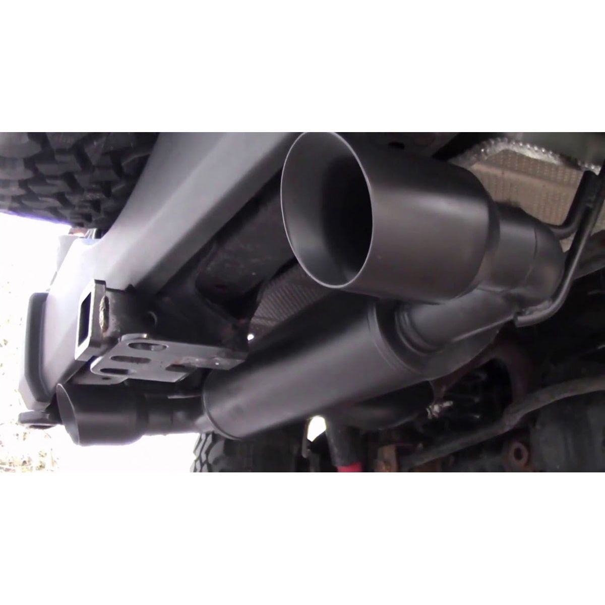 Magnaflow Performance Stainless Steel Axle Back Exhaust System For 07-18 Jeep Wrangler JK 2 - 4 Door Models