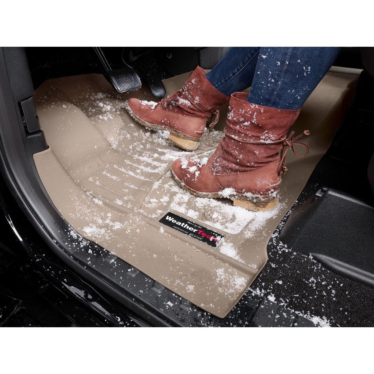 WeatherTech FloorLiner Combo (Front & Rear) for 2018-C JLU
