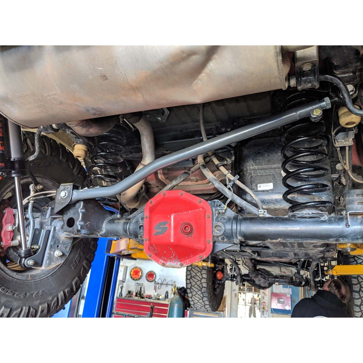 Synergy Adjustable Rear Track Bar for 18-C JL - JLU and Gladiator JT 8862-01