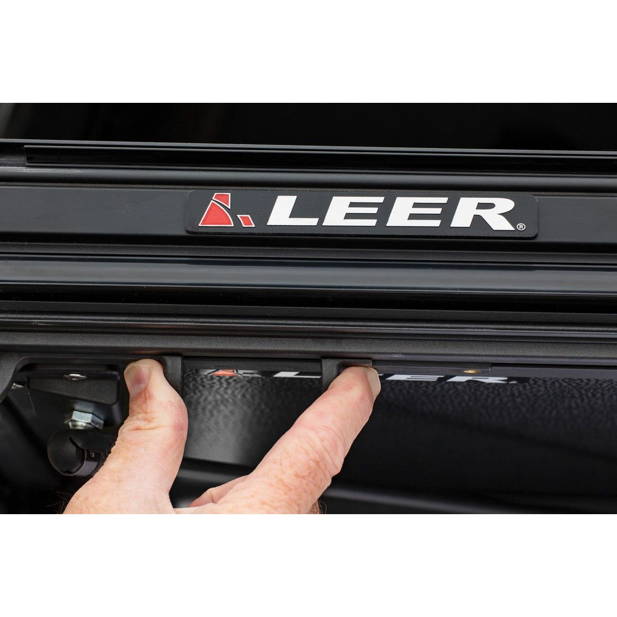 LEER Flush Folding Tonneau Cover