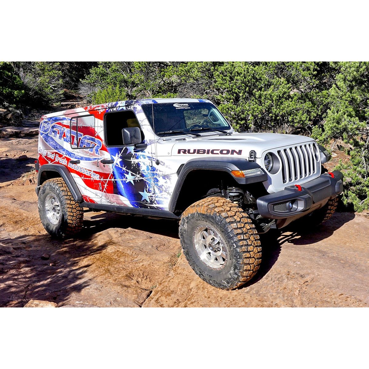 Daystar Front Coil Correction Kit with Aftermarkert Coil Springs For 18-Current Wrangler JL, 2 & 4 Doors KJ09179BK