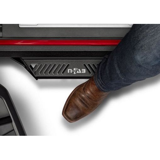 N-Fab Predator Pro Nerf Steps for 2020-C Jeep Gladiator JT PRJ1980T-TX