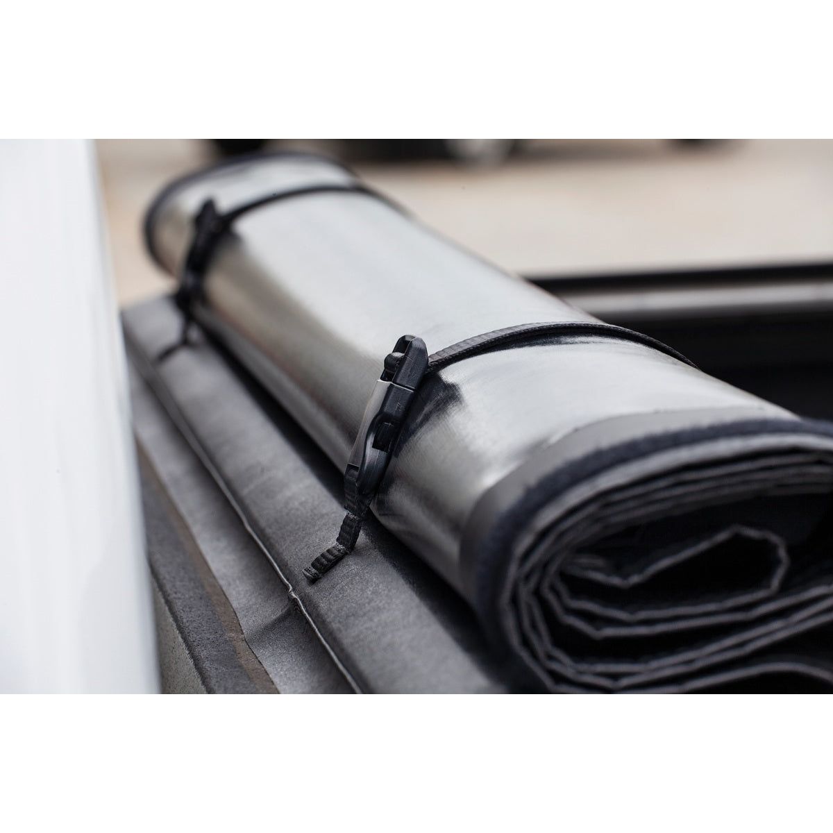 LEER Soft ROLL-UP Tonneau Cover