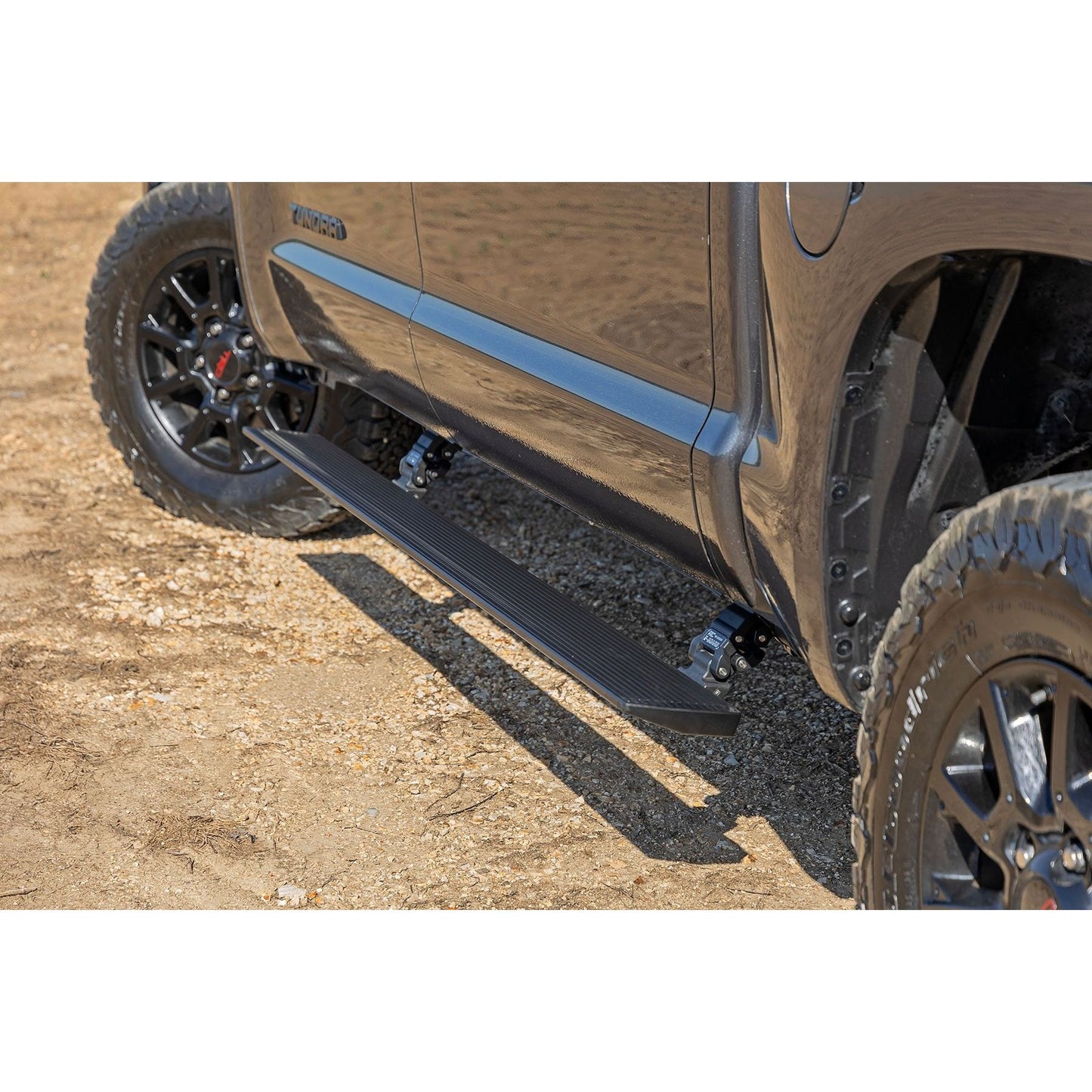 Rough Country CrewMax Power Running Boards I PSR50110