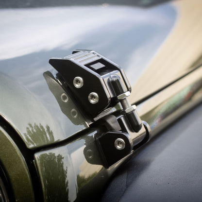 RUGGED RIDGE | 11210.11 | 07-17 Wrangler Hood Catch Black Alum