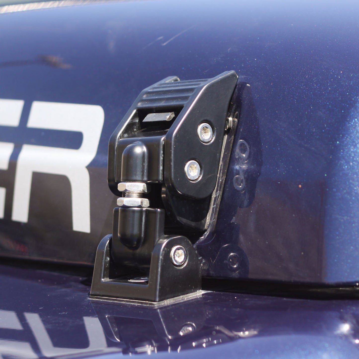RUGGED RIDGE | 11210.15 | Hood Catches, Black Aluminum, 97-06 Jeep Wrangler