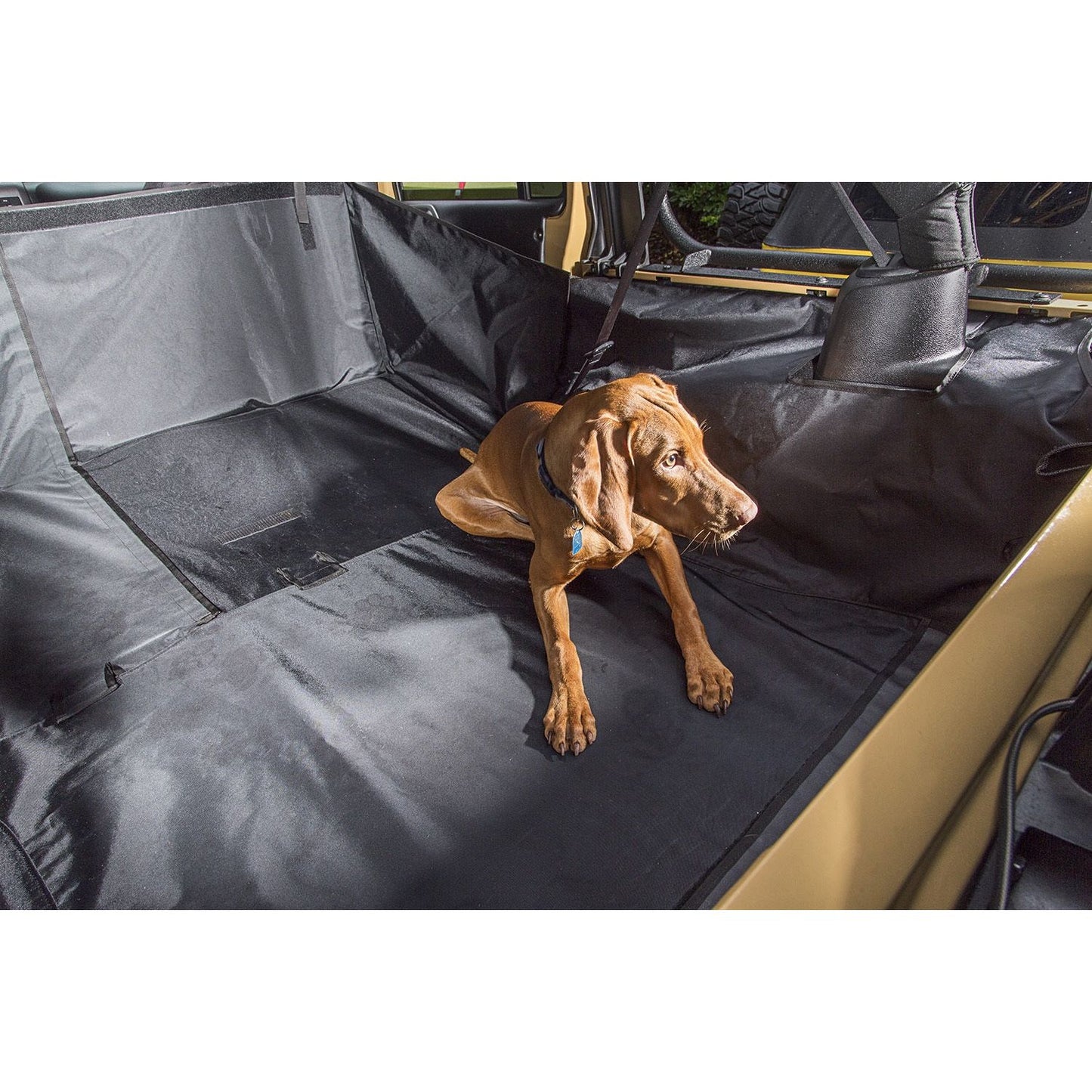 RUGGED RIDGE | 13260.01 | 07-16 Wrangler C3 Cargo Cover, Without Subwoofer Black