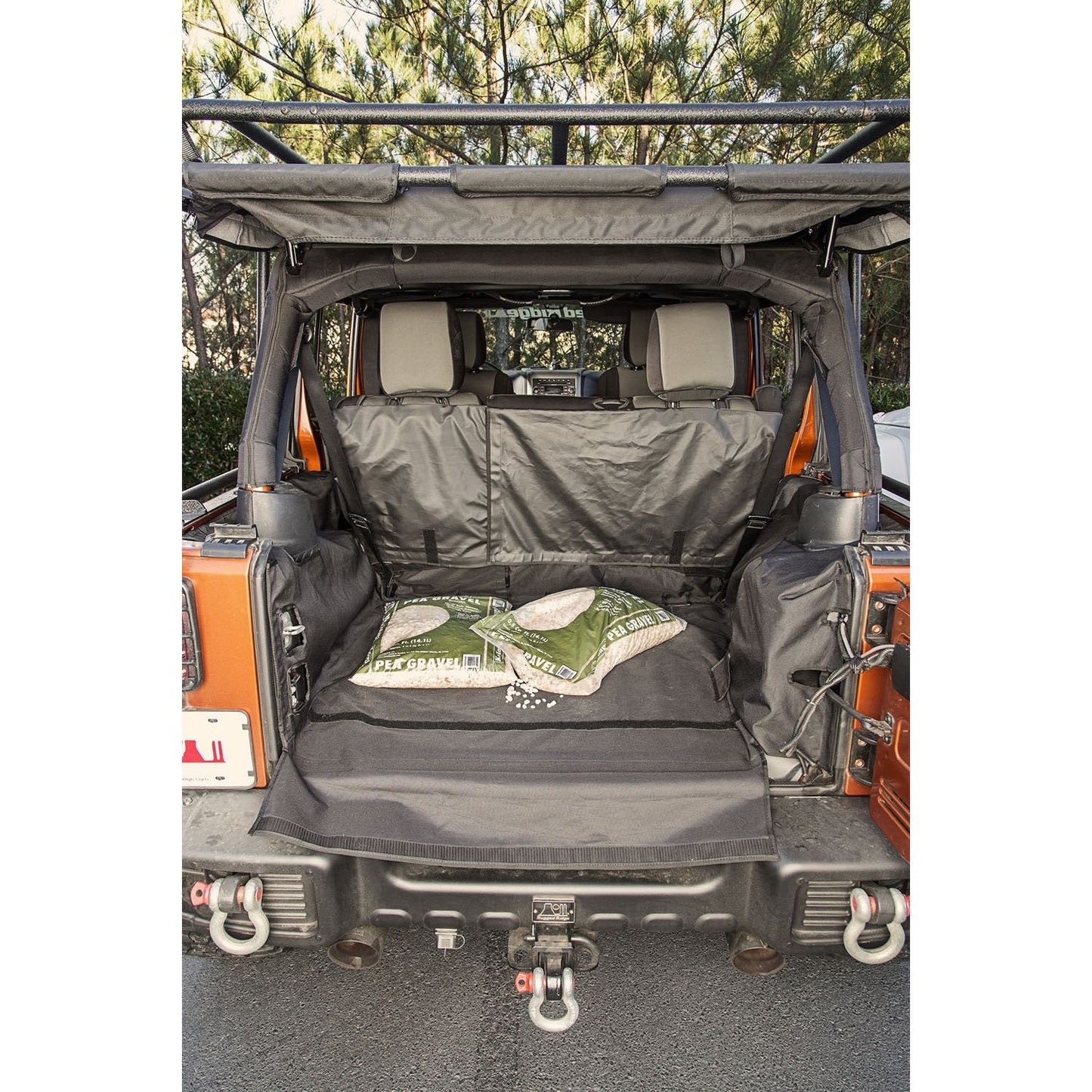 RUGGED RIDGE | 13260.02 | 07-16 Wrangler C3 Cargo Cover, With Subwoofer Black