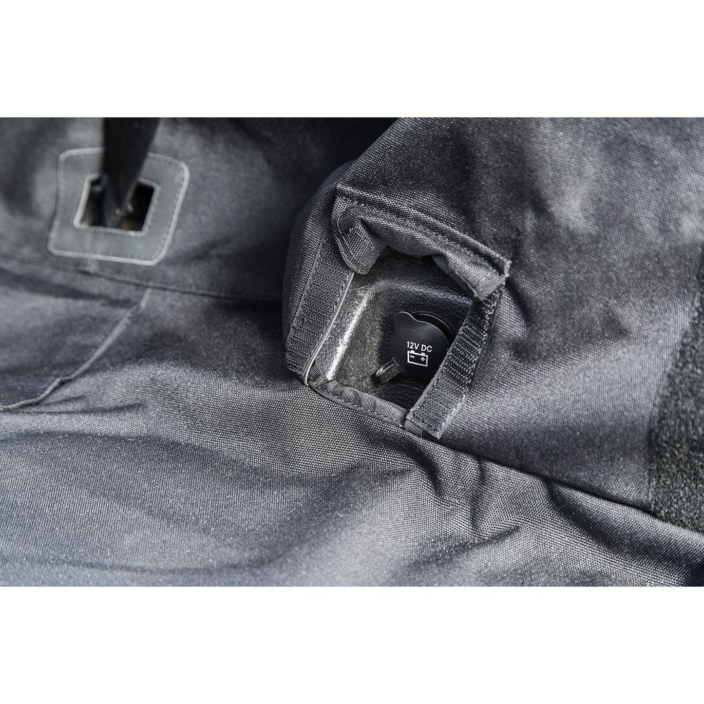 RUGGED RIDGE | 13260.04 | C3 Cargo Cover, 2-Door W/Subwoofer, 07-14 Wrangler