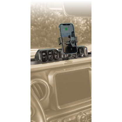 RUGGED RIDGE | 13551.39 | 18-C Wrangler /20-C Gladiator Dash Phone Mount Pod W/Wireless Charger Black