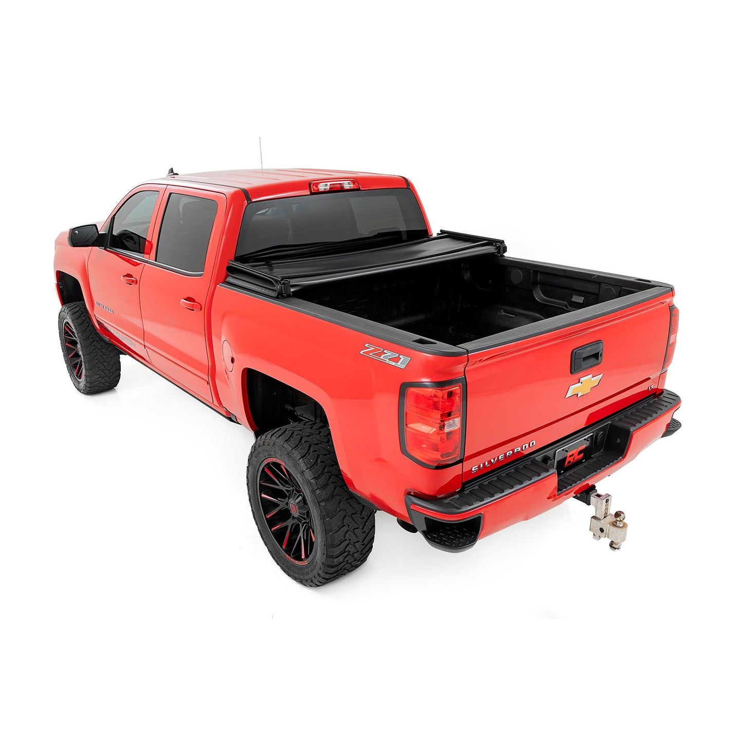 ROUGH COUNTRY Soft Tri-Fold Bed Cover | 5'9" Bed | Chevy/GMC 1500 (14-18 & Classic) | 41214550A