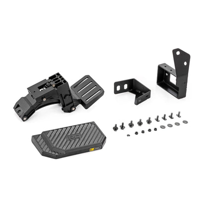 ROUGH COUNTRY Retractable Bed Step | Manual Pull | Ford F-250/F-350 Super Duty (17-22) | PW049815