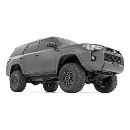 Rough Country M1 Struts w/M1 Rear Shocks 4.5 Inch Lift Kit I 73940