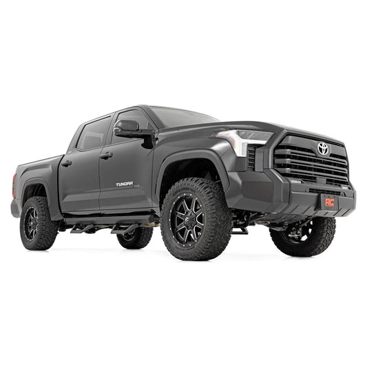 Rough Country M1 Struts w/M1 Rear Shocks 3.5 Inch Lift Kit I 70340