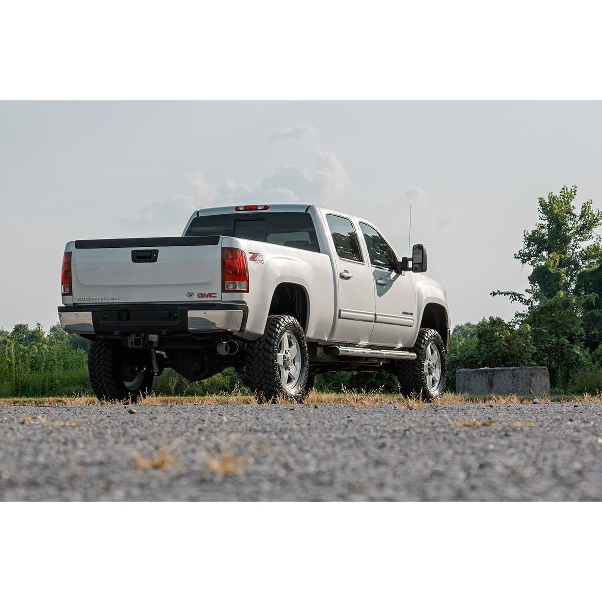Rough Country M1 Monotube 3.5 Inch Lift Kit I 97540RED