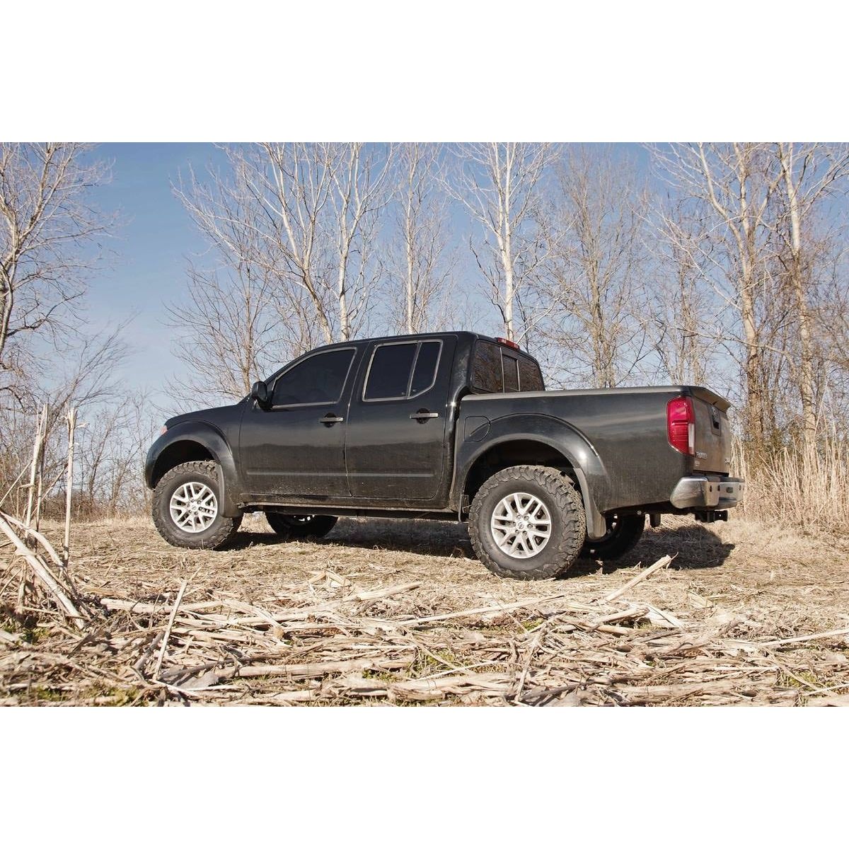 ROUGH COUNTRY 2.5 Inch Leveling Kit | Nissan Frontier (05-25)/Xterra (05-15)  | 865