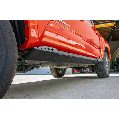 DV8 Off-Road 2016-23 Toyota Tacoma Boatside Rock Sliders C3| SRTT1-01