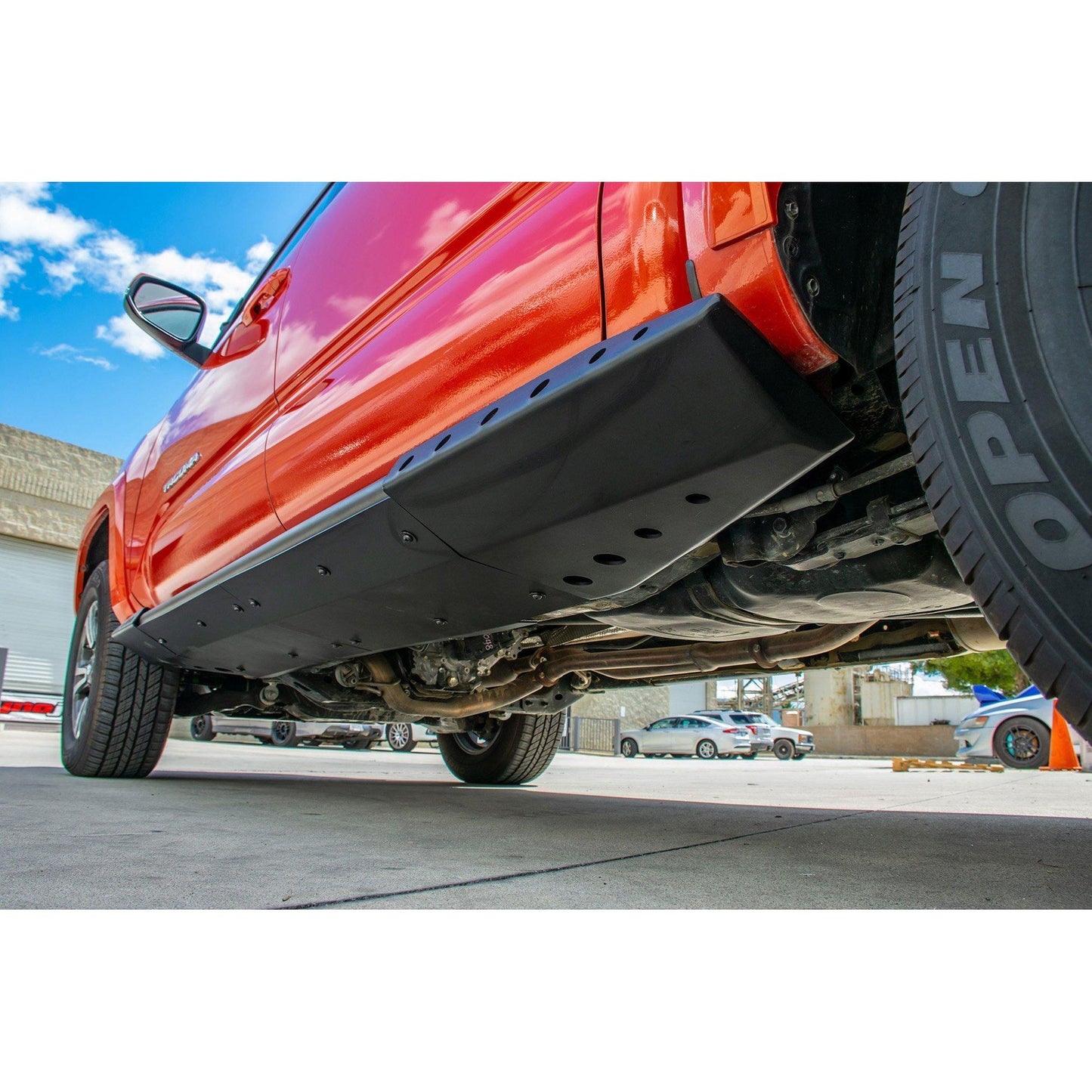 DV8 Off-Road 2016-23 Toyota Tacoma Boatside Rock Sliders C3| SRTT1-01