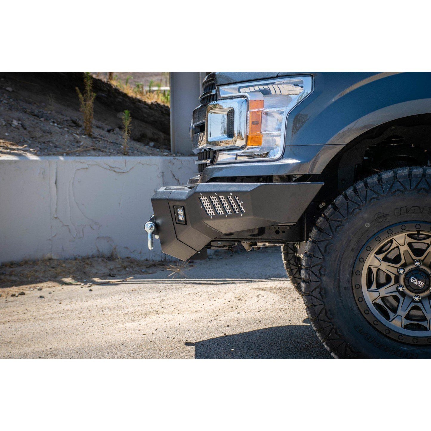 DV8 Off-Road 2018-2020 Ford F-150 Steel Front Bumper C3| FBFF1-08