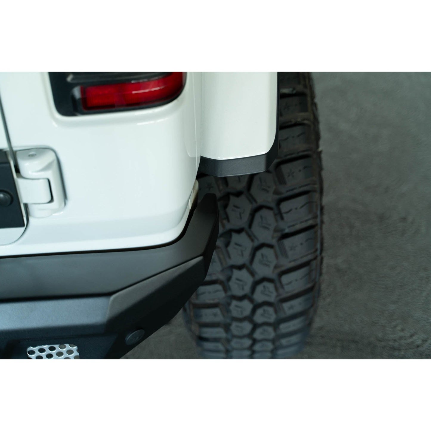 DV8 Off-Road 2018-2024 Jeep Wrangler JL | FS-7 Series Rear Bumper C3| RBJL-12