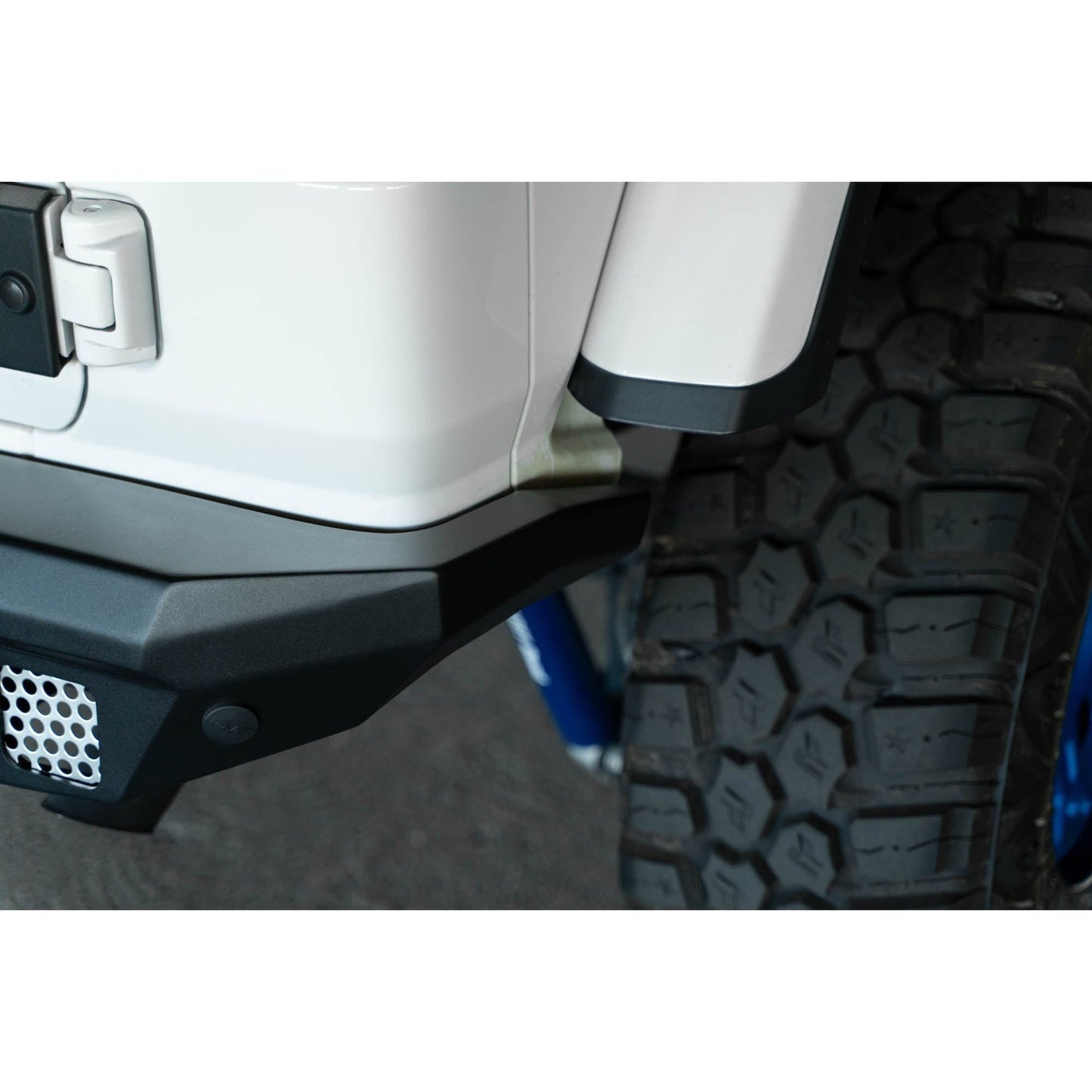 DV8 Off-Road 2018-2024 Jeep Wrangler JL | FS-7 Series Rear Bumper C3| RBJL-12