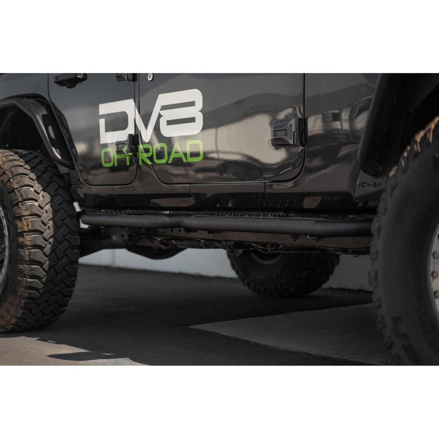 DV8 Off-Road 2018-2024 Jeep Wrangler JL | OE Plus 4-Door Side Steps C3| SRJL-08