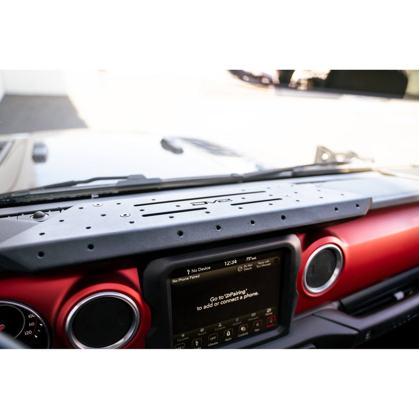 DV8 Off-Road 2018-2023 Jeep Wrangler JL & Gladiator JT | Digital Device Dash Mount C3| DMJL-01