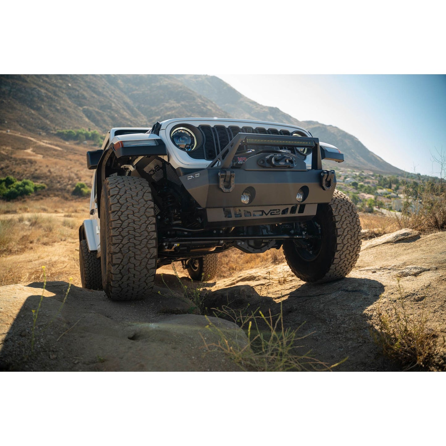 DV8 Off-Road 2018-2024 Jeep Wrangler JL & 2020-2024 Gladiator JT | Front Differential Skid Plate C3| SPJL-12