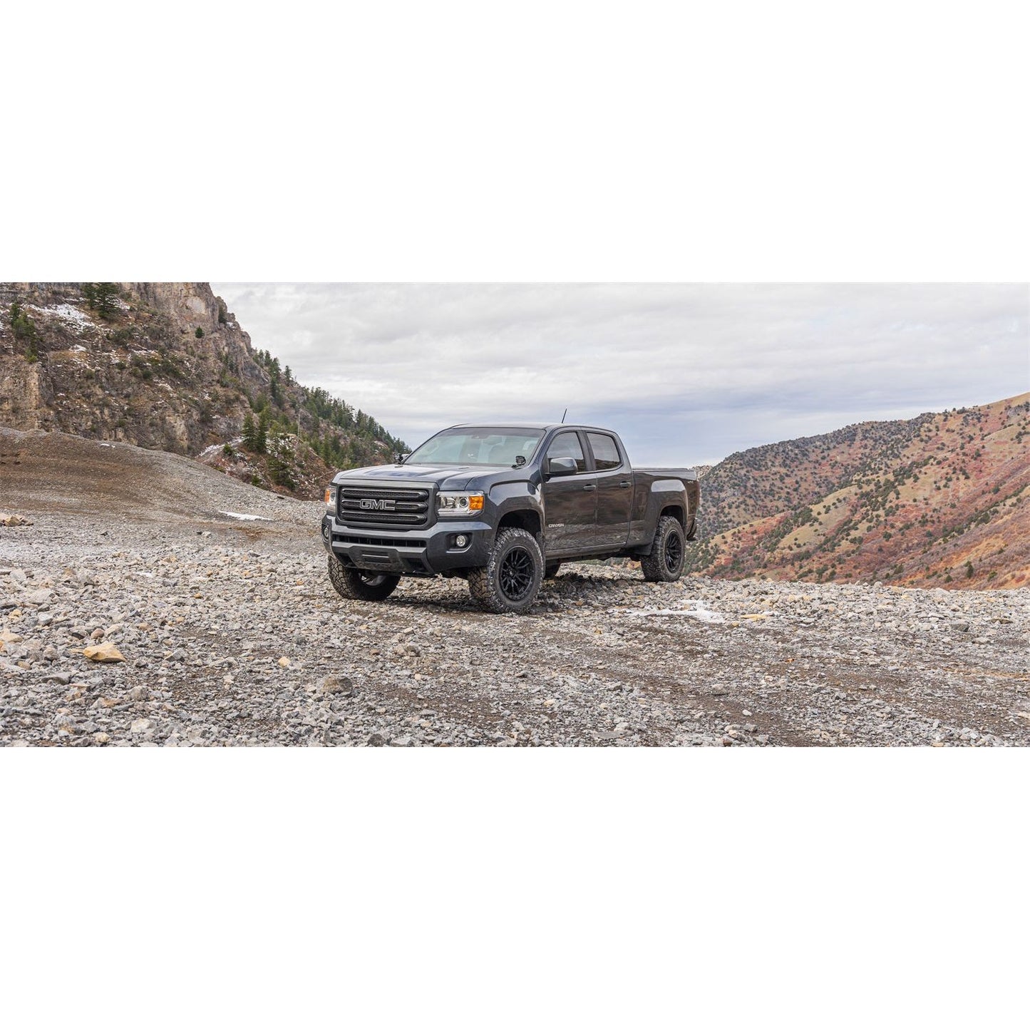 ReadyLIFT 3.5'' SST 2.1 Lift Kit Equipped with Falcon 2.1 Strut/Shocks (Colorado/Canyon) 62-35340