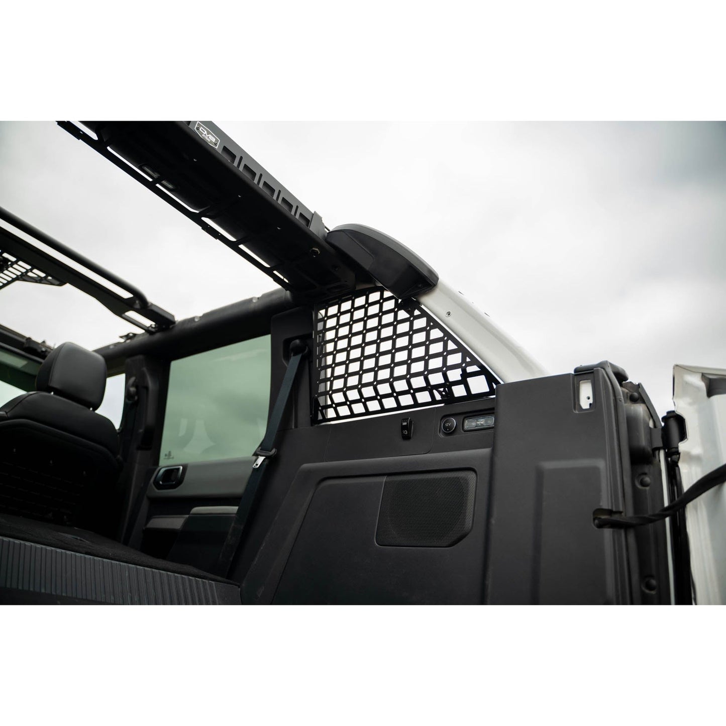 DV8 Off-Road 2021-2024 Ford Bronco | Pocketed Rear Window Molle Panels C3| MPBR-08