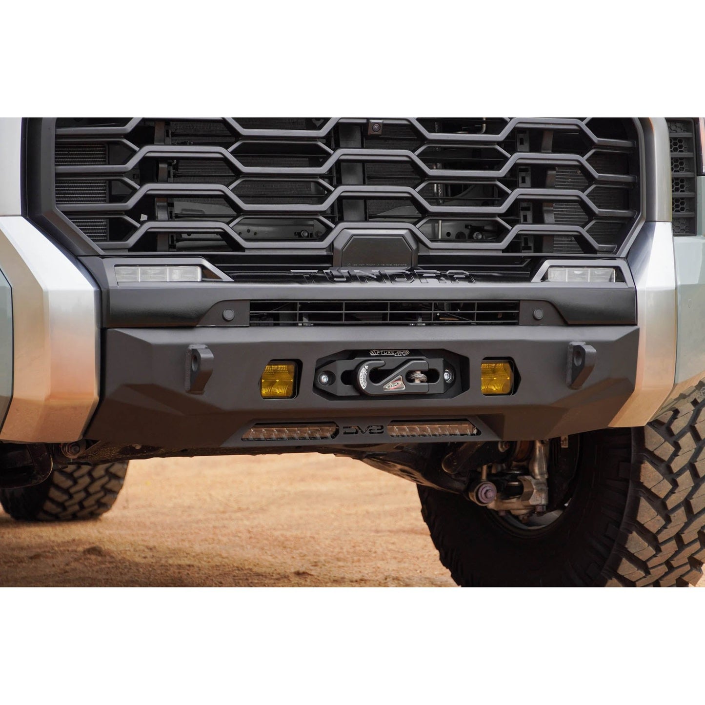 DV8 Off-Road 2022-2024 Toyota Tundra | Centric Series Front Bumper C3| FBTT2-05