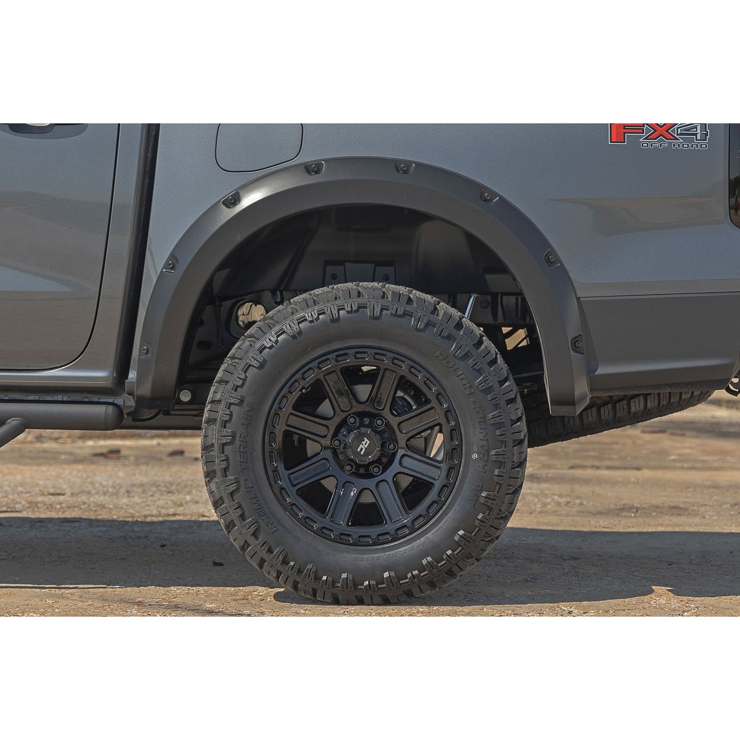 Rough Country G1 | Absolute Black Pocket Fender Flares I F-F12401-G1