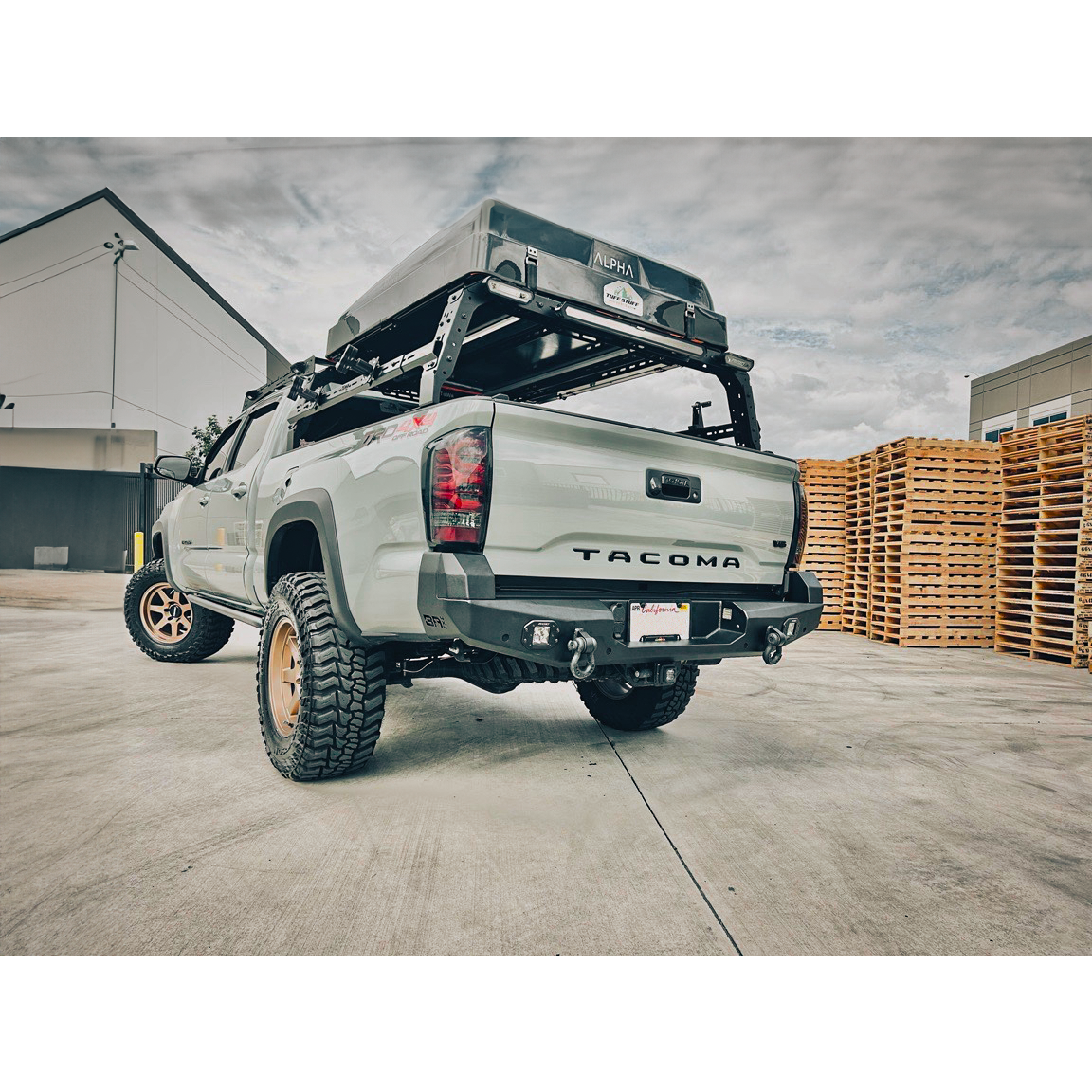 Body Armor 4x4 2016-2023 TOYOTA TACOMA PRO SERIES II REAR BUMPER TC-2966