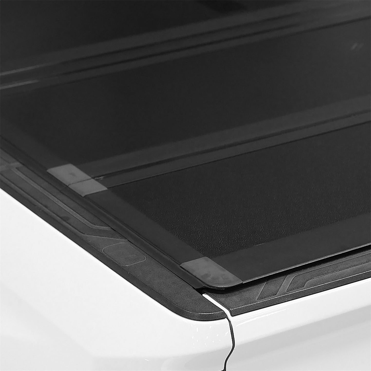 Smittybilt Bed Guard Tonneau Cover Direct Fit Black Hardware Included I 2741002