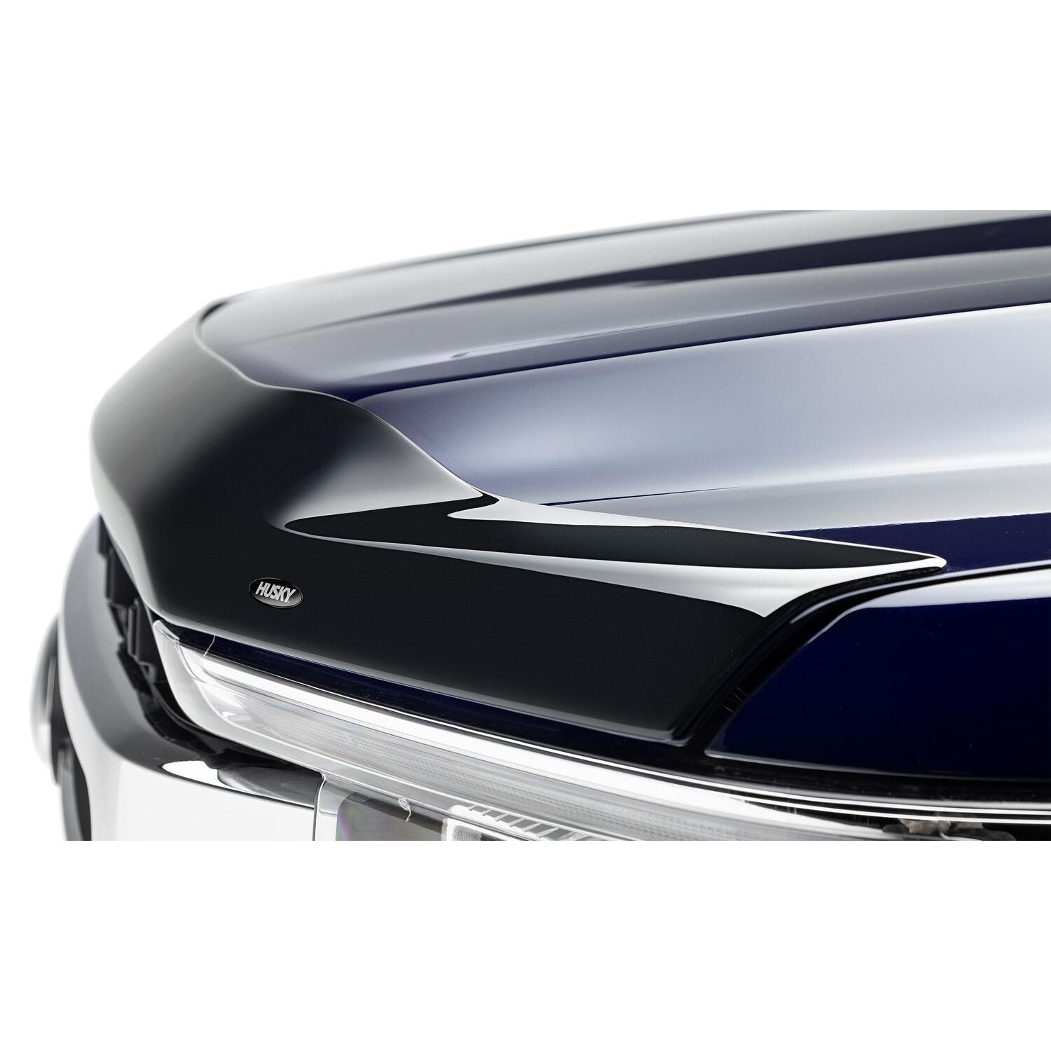 Husky Liners | Aeroskin Hood Protector Smoke For 2015-2019 Silverado 2500 HD/3500 HD Husky Liners | 2842087 close-up view