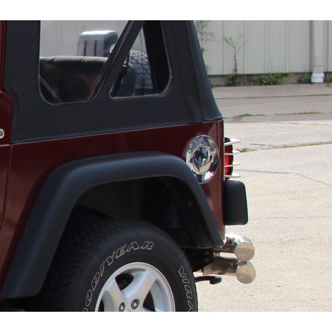 KENTROL Jeep TJ Billet Style Gas Hatch 97-06 Wrangler TJ Polished Silver Kentrol  30553