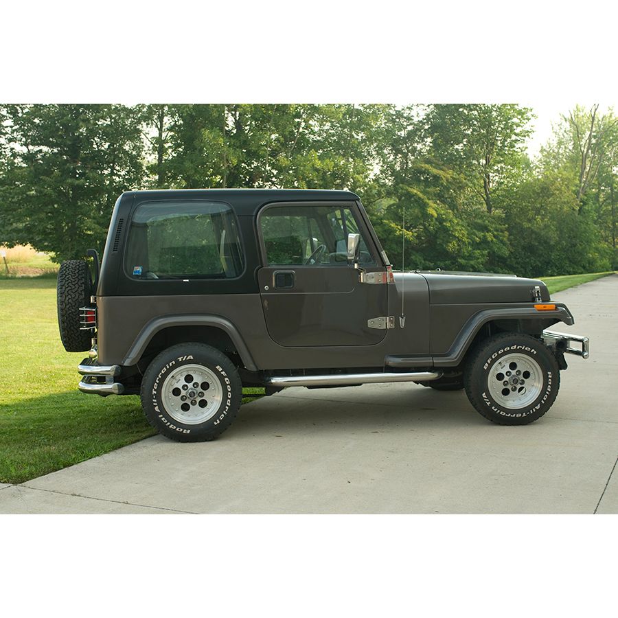 KENTROL Jeep CJ/YJ Hood Catch Pair TJ Style 42-95 CJ and Wrangler YJ Polished Silver Kentrol  30563