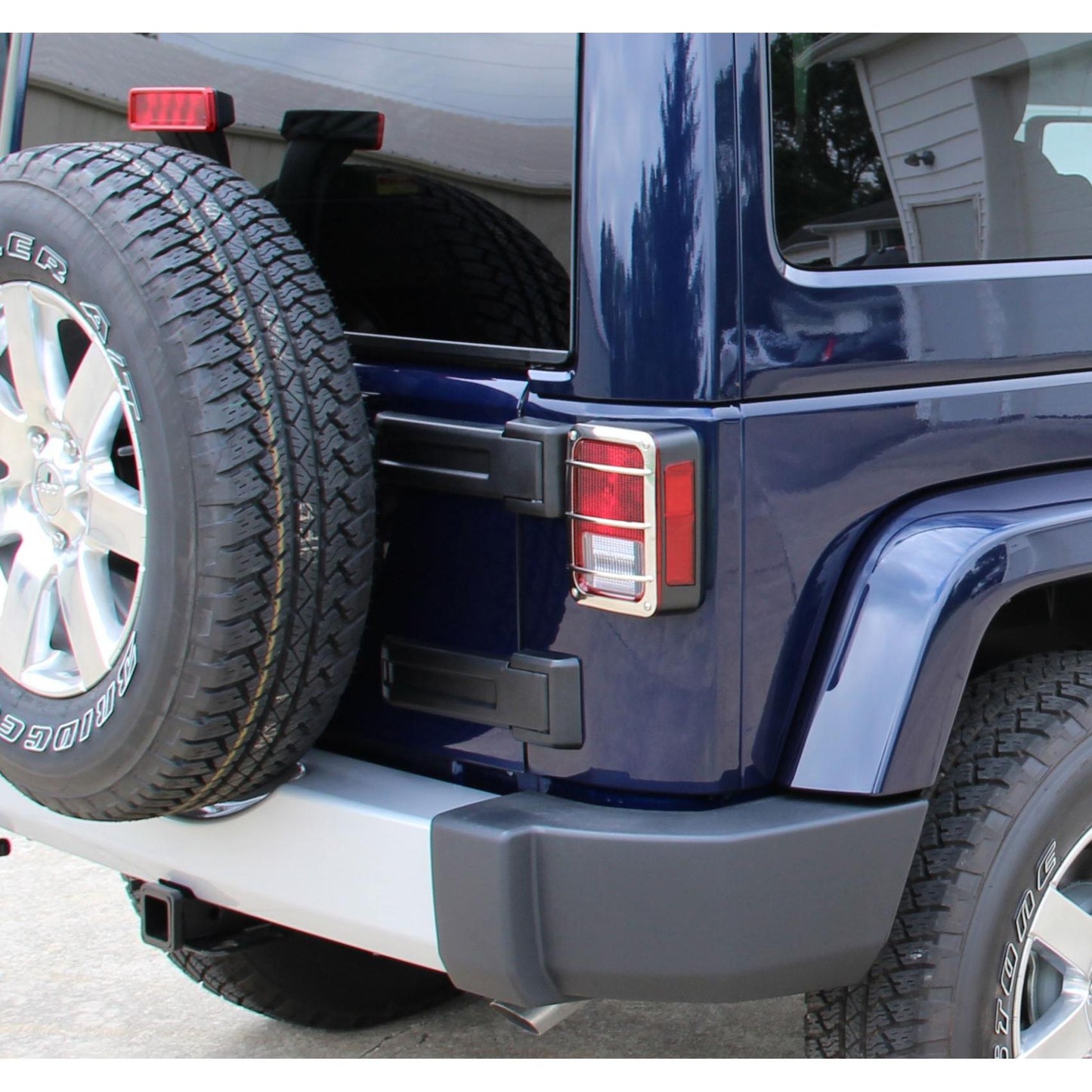 KENTROL Jeep JK Taillight Guard Pair 07-18 Wrangler JK Polished Silver Kentrol  30582