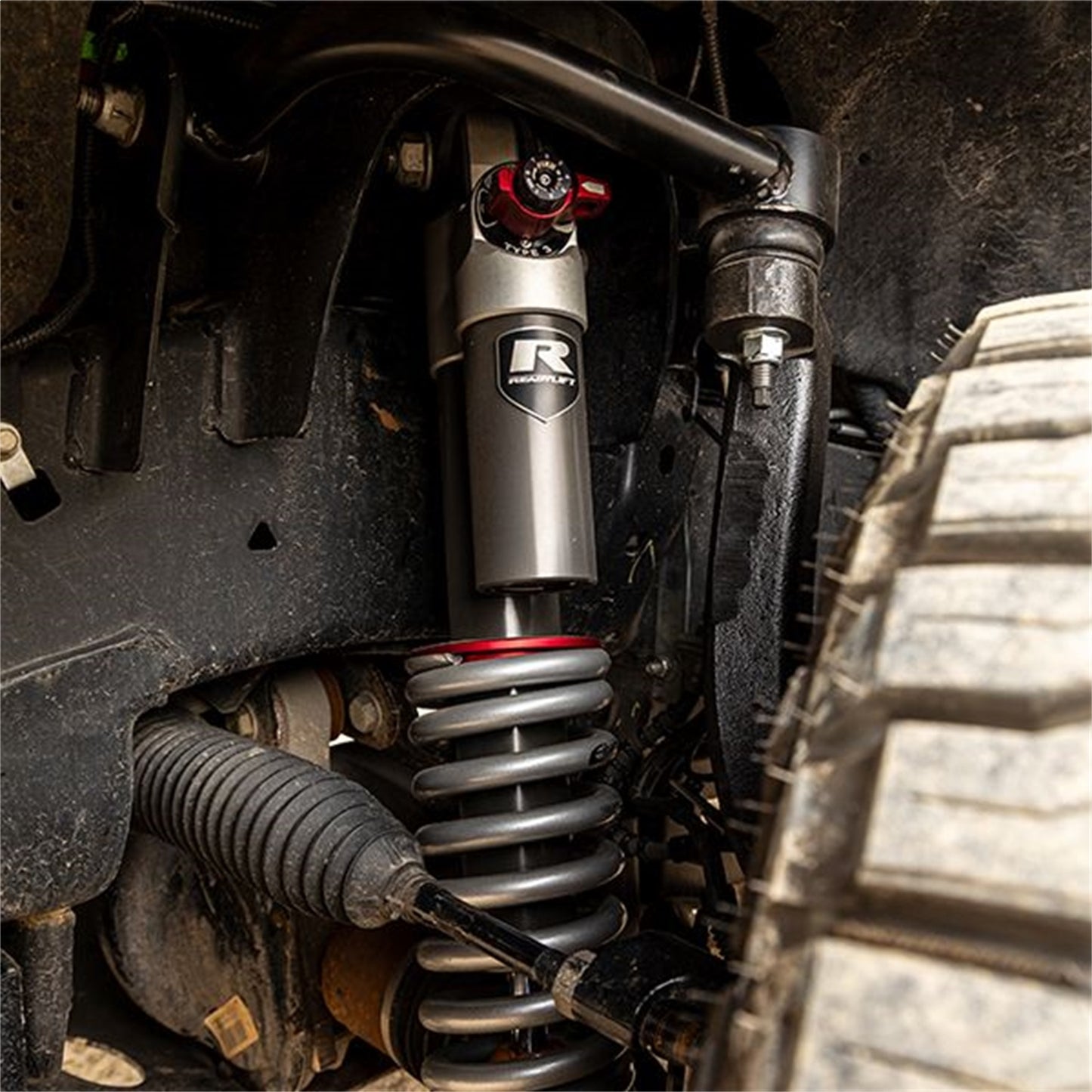 ReadyLIFT 6'' MAX3.3 Suspension System w/ Falcon 3.3 Monotube Struts/Shocks (F150) 42-25640