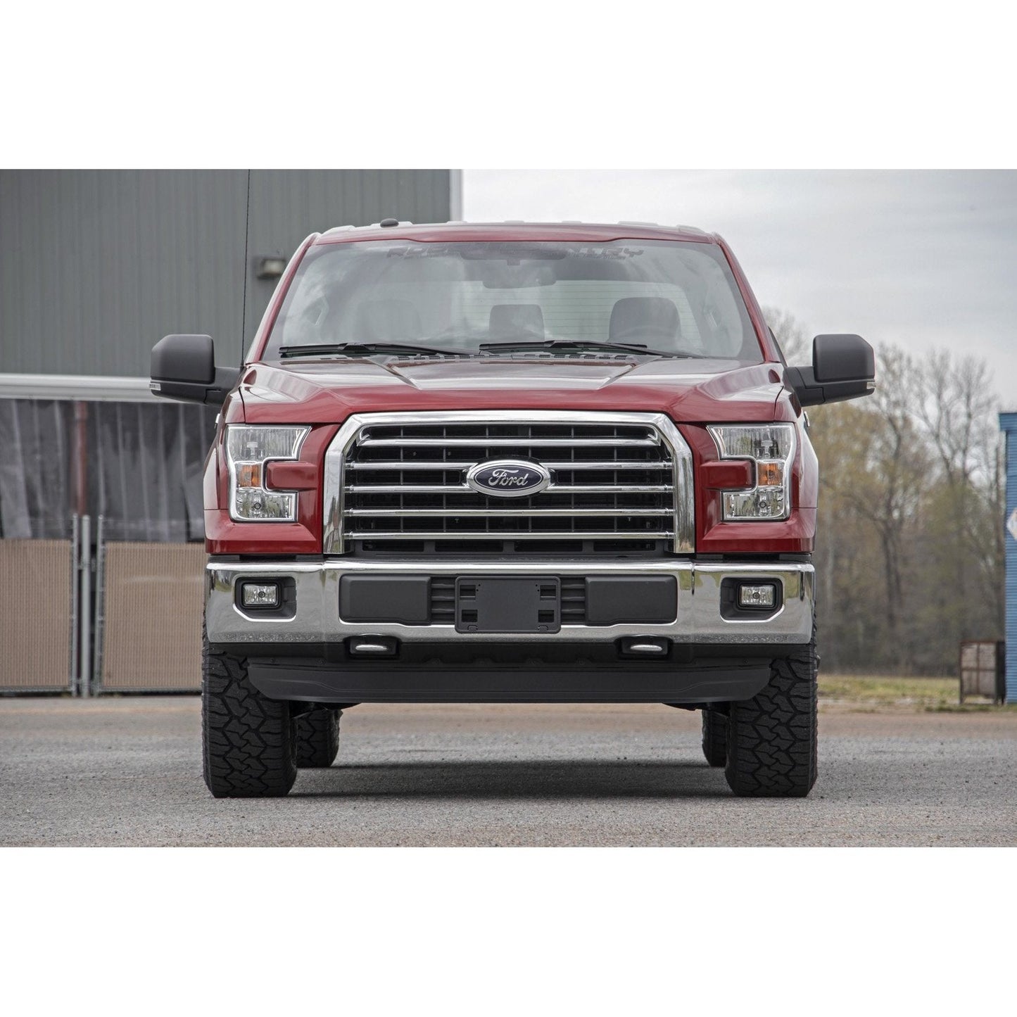 Rough Country M1 Struts w/M1 Rear Shocks 2 Inch Lift Kit I 50040