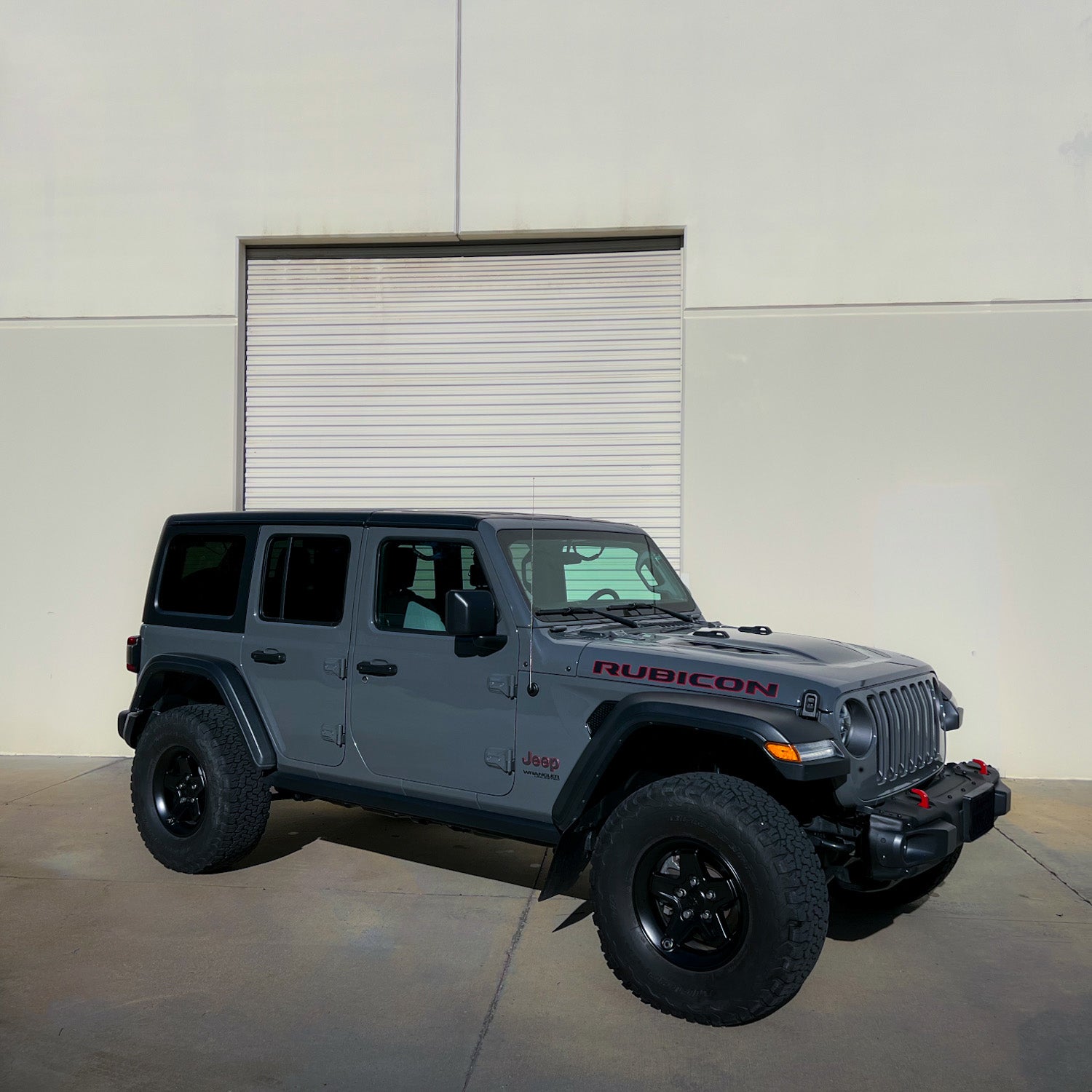 BILSTEIN | Suspension Lift Kit Jeep Wrangler JL 18+ 4dr 1.5 Inch Lift Kit With Winch Lift Height 1.5 Inch on Rubicon 2.5 Inch On Others B8 5100 Lift Kit  | 53-291431