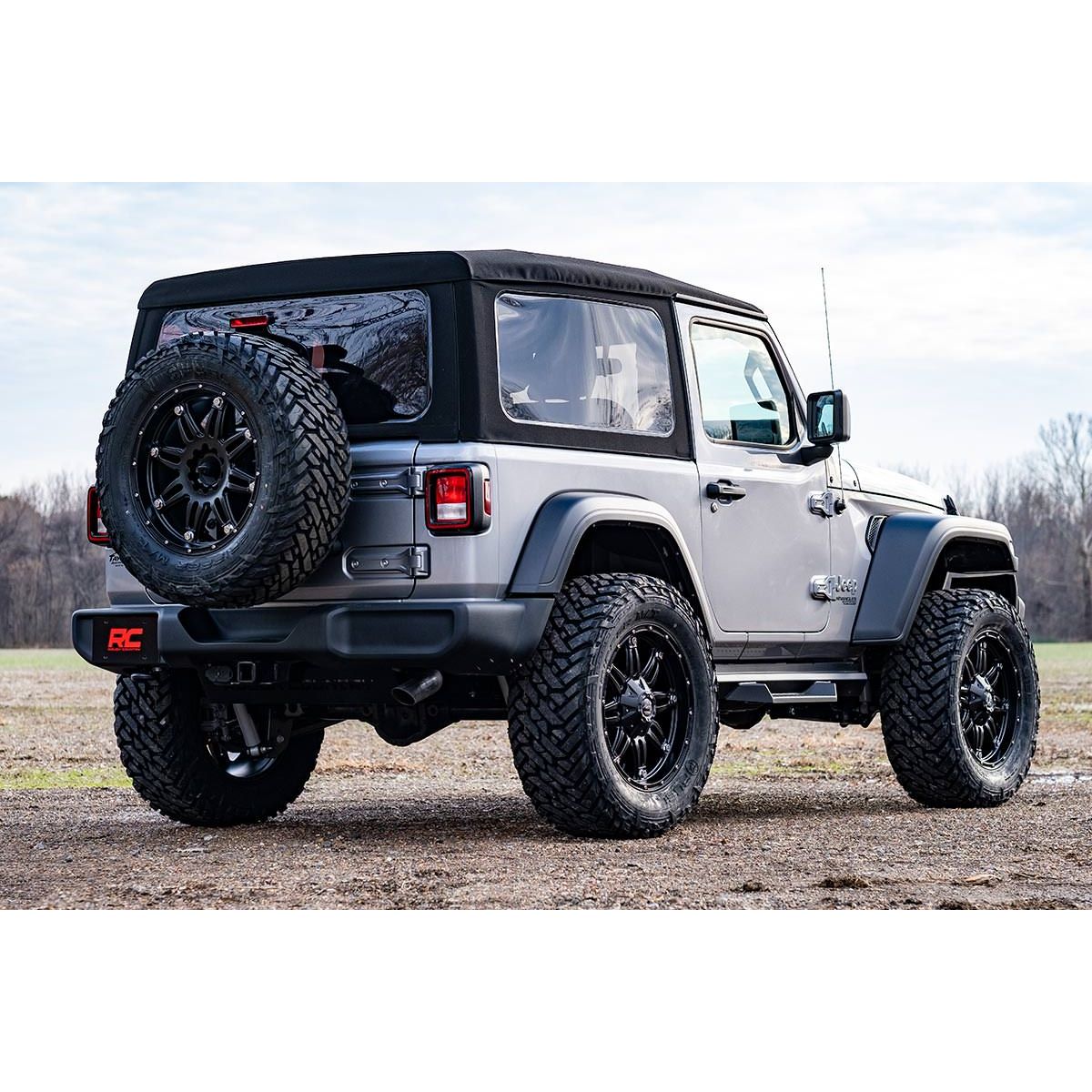 ROUGH COUNTRY 3.5 Inch Lift Kit | C/A Drop | FR D/S | M1R| Jeep Wrangler JL 4WD (2018-2023) | 62744