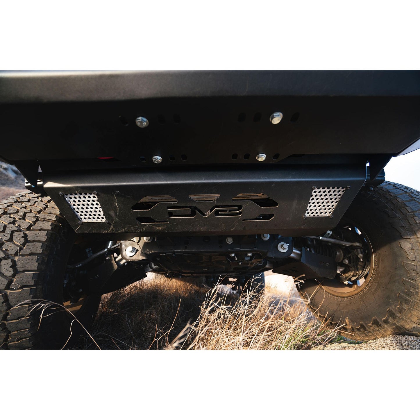 DV8 Off-Road 2021-2024 Ford Bronco | Steel Front Skid Plate C3| SPBR-01