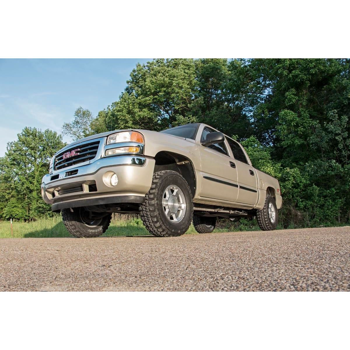 ROUGH COUNTRY 1.5-2 Inch Leveling Kit | Chevy/GMC Sierra 1500/Silverado 1500/Tahoe/Yukon (99-06 & Classic) | 7592