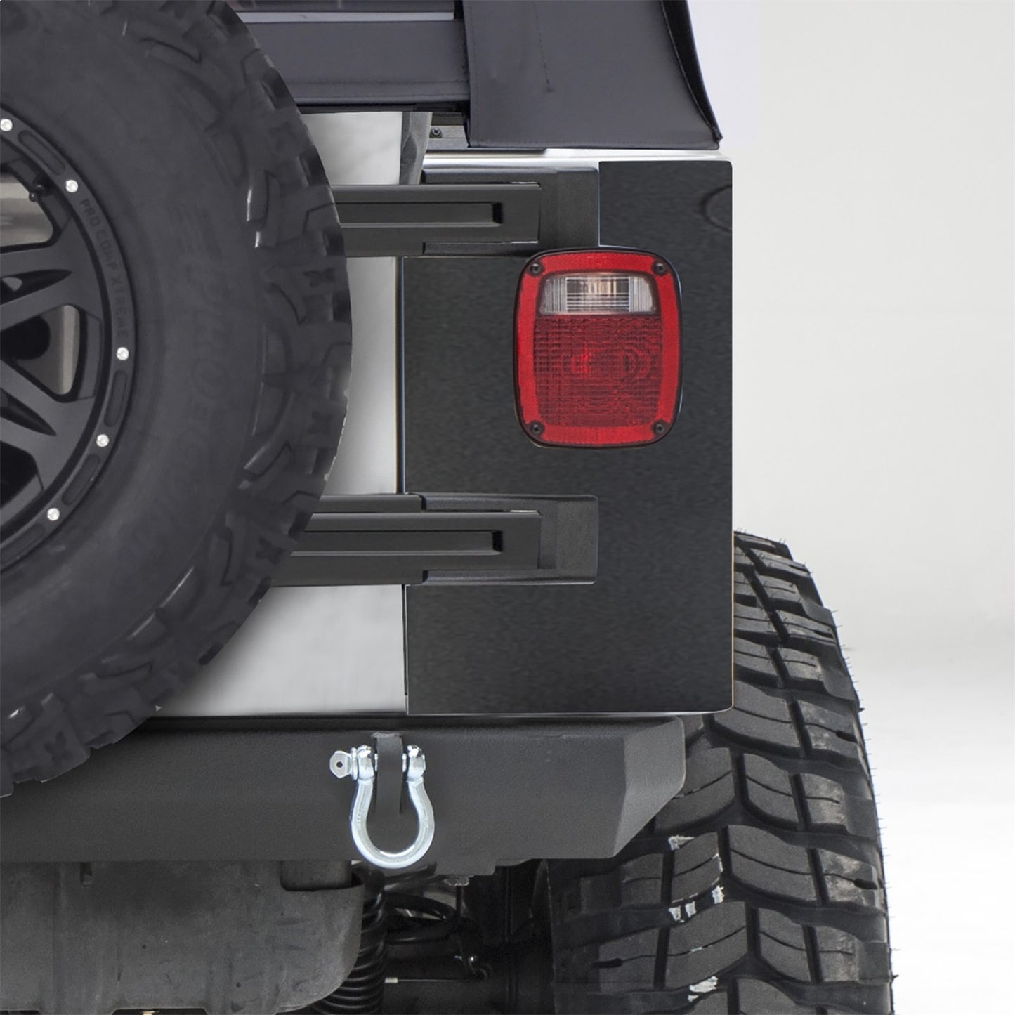Smittybilt XRC Corner Guard Rear Black Powder Coat Incl. Cutoutes For Factory Tail Lights and Fuel Filler Optional Flare Part No.[76875] I 76874