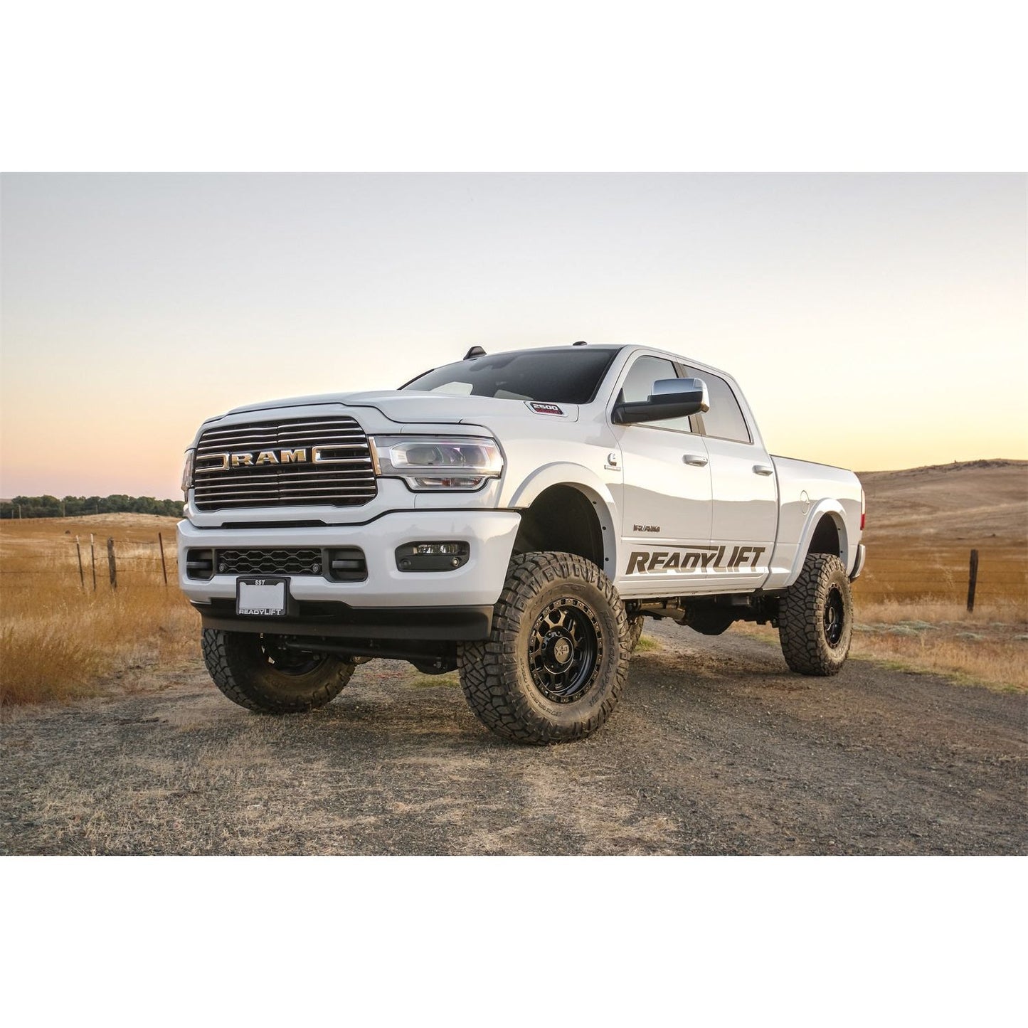 ReadyLIFT 6'' Lift Kit with Falcon Shocks with Ring and Crossmember Standard Output Diesel Motor (2500) 49-19610