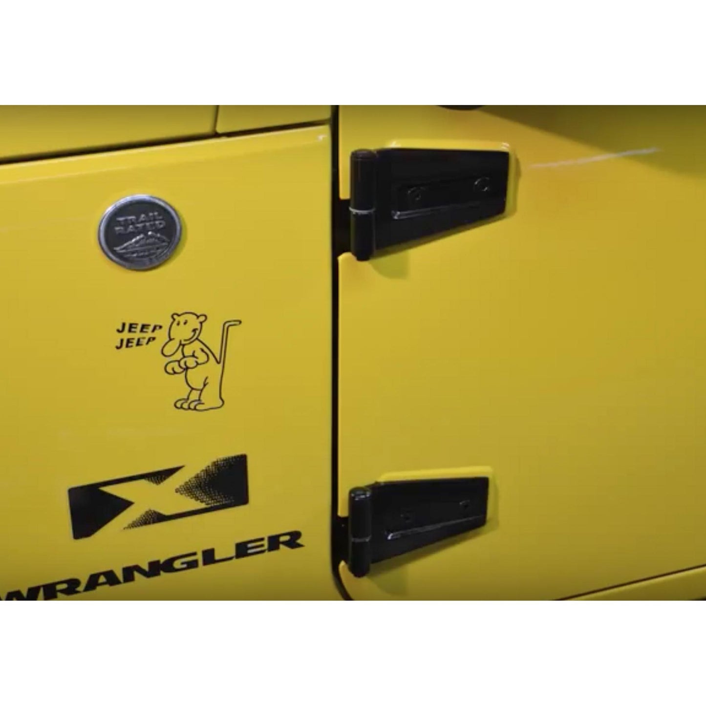 Kentrol Body Door Hinge Set (4 pieces) for 07-18 JK 2 Door 80580